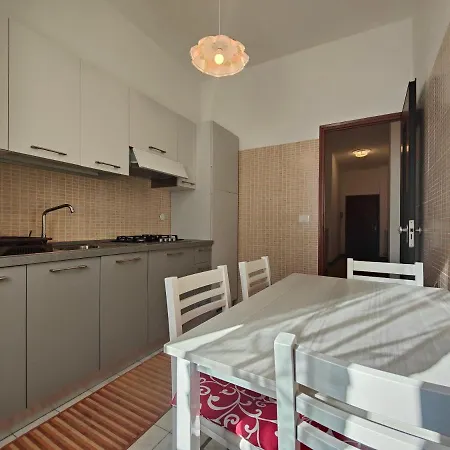 Roma 32 By Tempovacanza Andora Exterior photo
